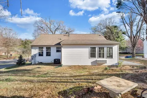 3350 Springtree Dr NE, Roanoke, VA 24012 photo 25