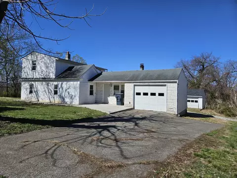 4312 Old Virginia St NE, Roanoke, VA 24019