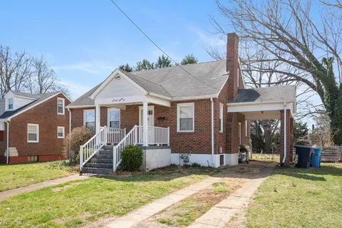 5122 Hearthstone Rd NW, Roanoke, VA 24012