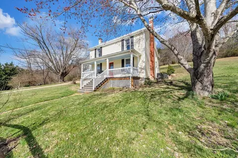 563 Mt Atlas Rd, Lexington, VA 24450