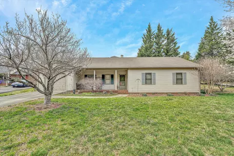 2807 Bluefield Blvd SW, Roanoke, VA 24015