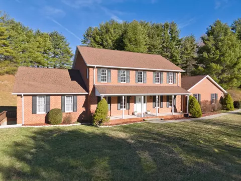 195 Showalter Rd NW, Willis, VA 24380