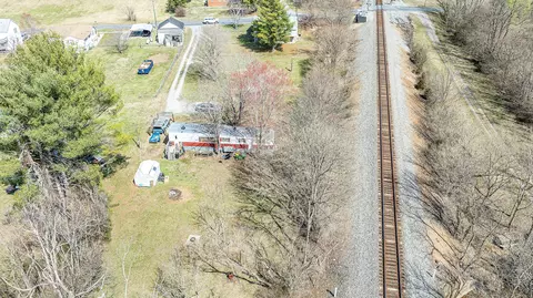 272 Pico Rd, Buchanan, VA 24066 photo 8