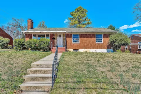 2645 Edgewood St SW, Roanoke, VA 24015