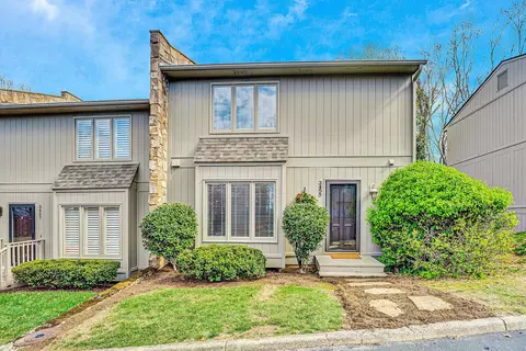 3455 Londonderry Ct, Roanoke, VA 24018