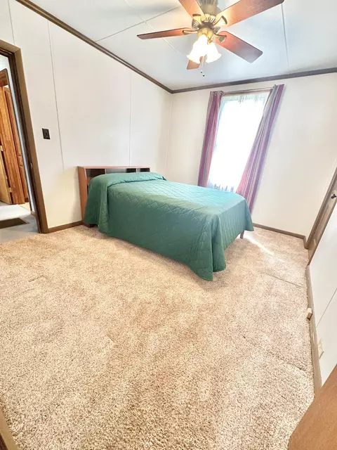 1240 W Jackson St, Covington, VA 24426 photo 22