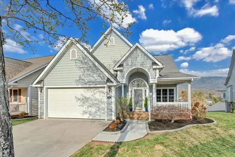728 N Battery Dr, Roanoke, VA 24019