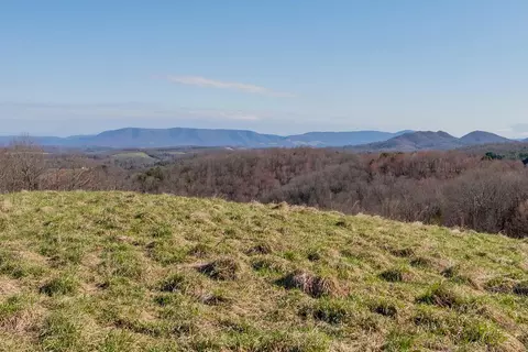 1551 Springdale Rd, Pearisburg, VA 24134