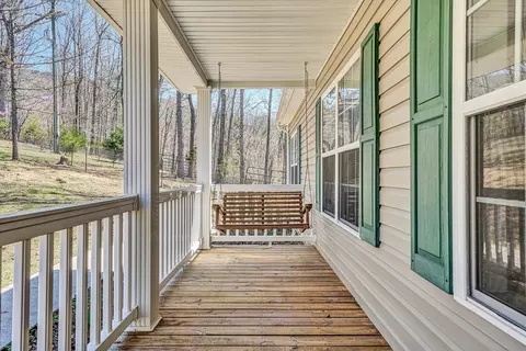 430 Braxton Dr, Buchanan, VA 24066 photo 4