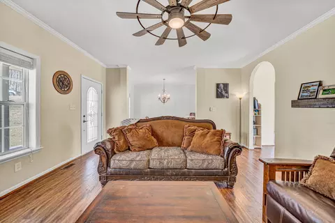 430 Braxton Dr, Buchanan, VA 24066 photo 8