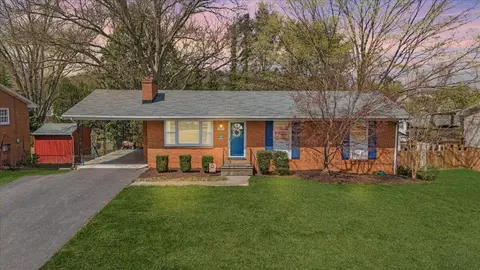 3353 Pamlico Dr, Roanoke, VA 24018