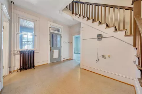Entry Way - 13 Giles Ave, Dublin, VA 24084 photo 7 of 11