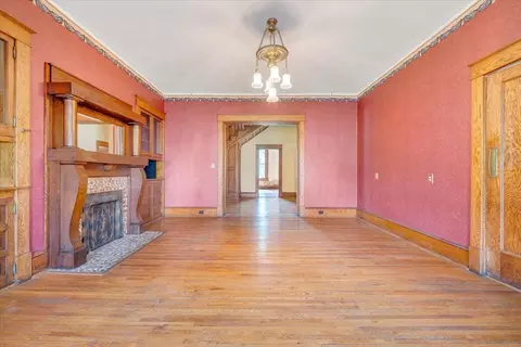 Living - 13 Giles Ave, Dublin, VA 24084 photo 9 of 14