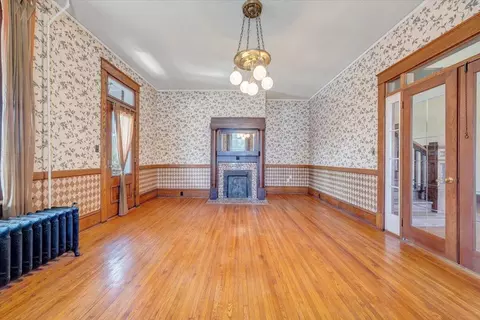 Living - 13 Giles Ave, Dublin, VA 24084 photo 5 of 14