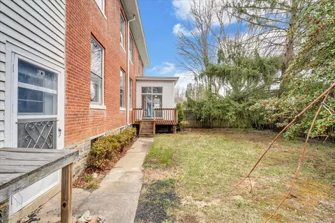 Exterior - 13 Giles Ave, Dublin, VA 24084 photo 12 of 37