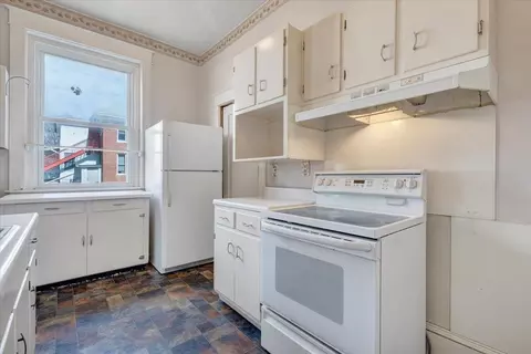 Kitchen - 13 Giles Ave, Dublin, VA 24084 photo 3 of 4