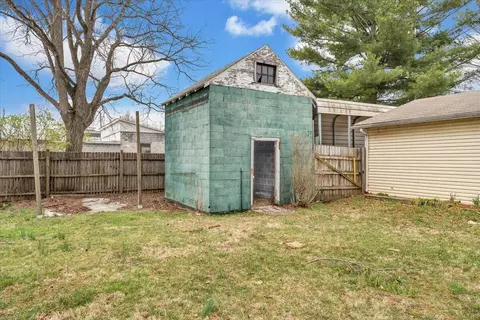 Exterior - 13 Giles Ave, Dublin, VA 24084 photo 14 of 37