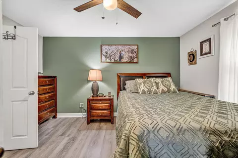 Bedroom - 5282 Keffer Rd, Catawba, VA 24070 photo 1 of 4