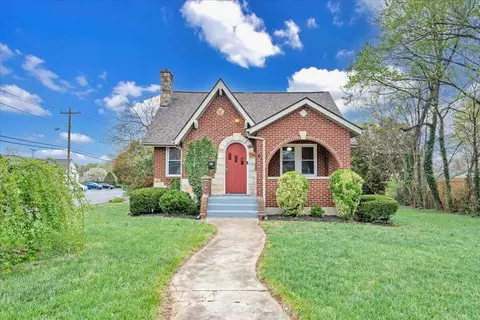 4341 Delray St NW, Roanoke, VA 24012