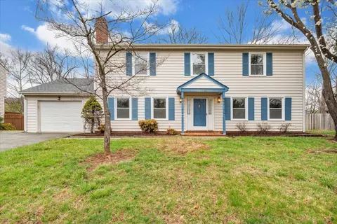 7226 Twin Forks Dr, Roanoke, VA 24019