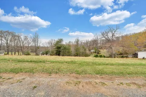 2281 Parrish Rd, Goodview, VA 24095 photo 52