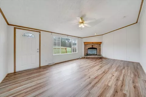2281 Parrish Rd, Goodview, VA 24095 photo 4