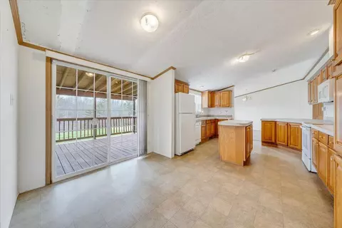 2281 Parrish Rd, Goodview, VA 24095 photo 15