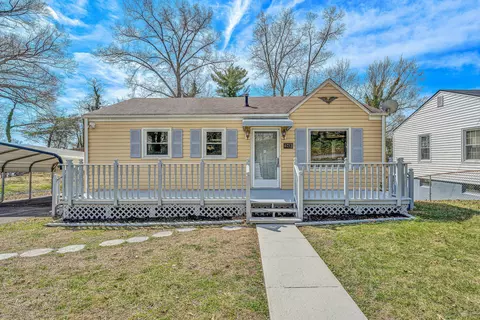 4038 Vermont Ave NW, Roanoke, VA 24017