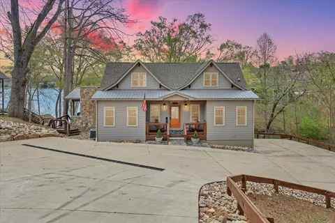 Exterior - 450 Coves Rd, Union Hall, VA 24176 photo 2 of 16