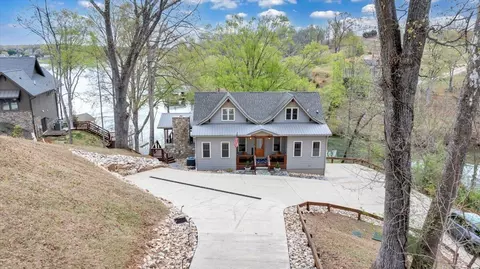 Exterior - 450 Coves Rd, Union Hall, VA 24176 photo 6 of 16