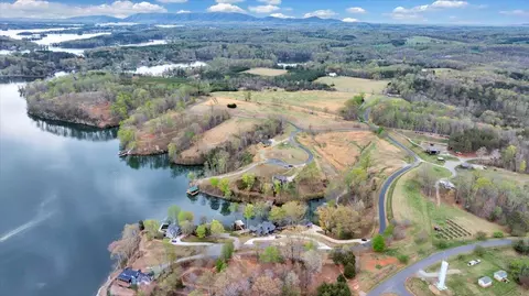 View/Area - 450 Coves Rd, Union Hall, VA 24176 photo 9 of 16