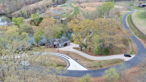 View/Area - 450 Coves Rd, Union Hall, VA 24176 photo 3 of 16