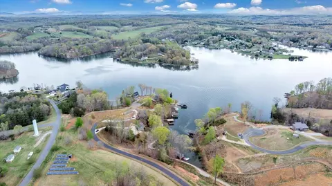 View/Area - 450 Coves Rd, Union Hall, VA 24176 photo 7 of 16