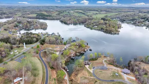 View/Area - 450 Coves Rd, Union Hall, VA 24176 photo 8 of 16