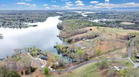 View/Area - 450 Coves Rd, Union Hall, VA 24176 photo 5 of 16