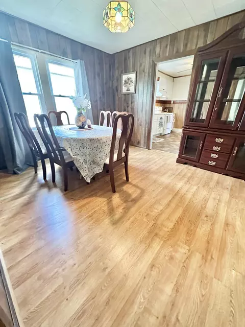 Dining - 343 E Oak St, Covington, VA 24426 photo 1 of 2