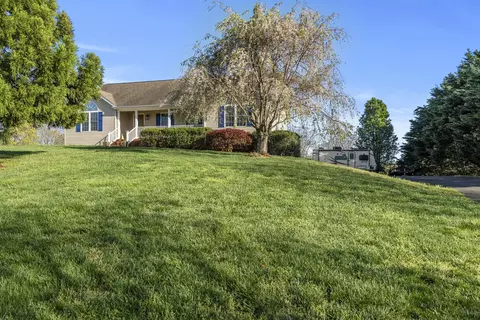 3676 Horseshoe Bend Rd, Goodview, VA 24095 photo 6
