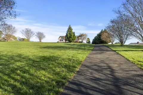 3676 Horseshoe Bend Rd, Goodview, VA 24095 photo 4