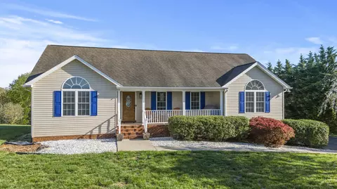 3676 Horseshoe Bend Rd, Goodview, VA 24095