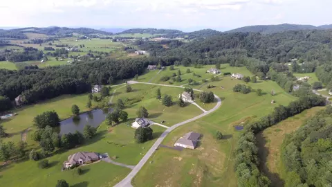 211 Cobble Ln, Bent Mountain, VA 24059 photo 4