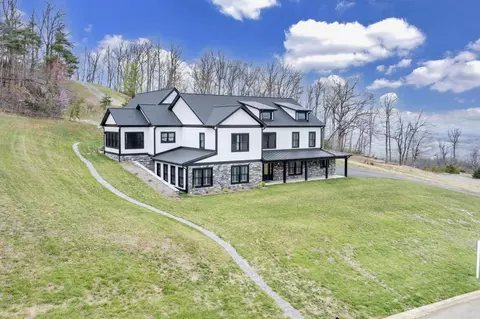 769 Summit Dr, Rocky Mount, VA 24151