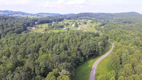 244 Cobble Ln, Bent Mountain, VA 24059 photo 8