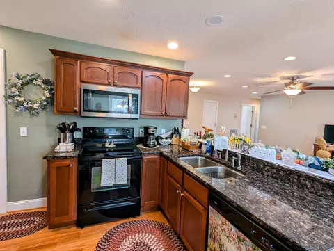 284 Dye Dr NE, Pilot, VA 24138 photo 6