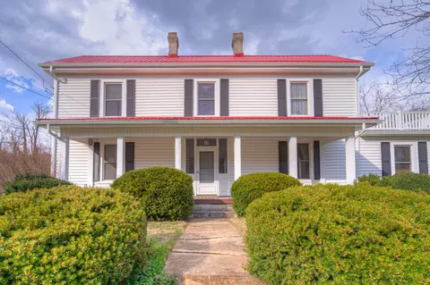 3708 Oldtown Rd, Shawsville, VA 24162