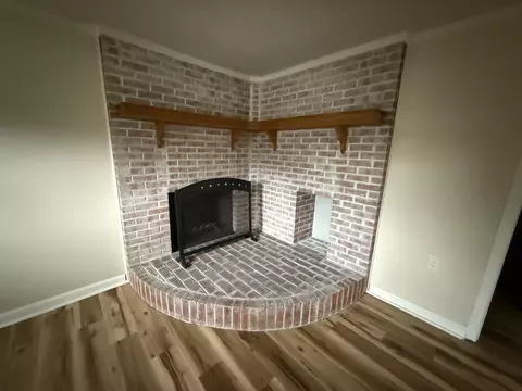 Living - 723 Pyrtle Dr, Salem, VA 24153 photo 4 of 4