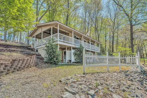 241 Locust Ln, Penhook, VA 24137 photo 3