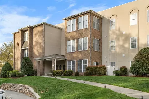 4845 Glen Ivy Ln SW #315, Roanoke, VA 24018