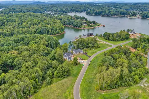 lot27 Bridgewater Grande Dr, Moneta, VA 24121