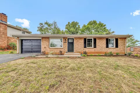 503 Crofton Dr, Vinton, VA 24179