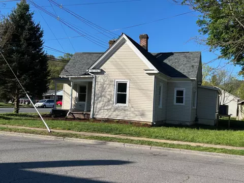 702 Front Ave, Salem, VA 24153 photo 1